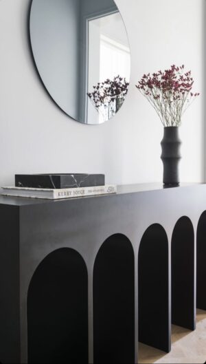 Console shape 3