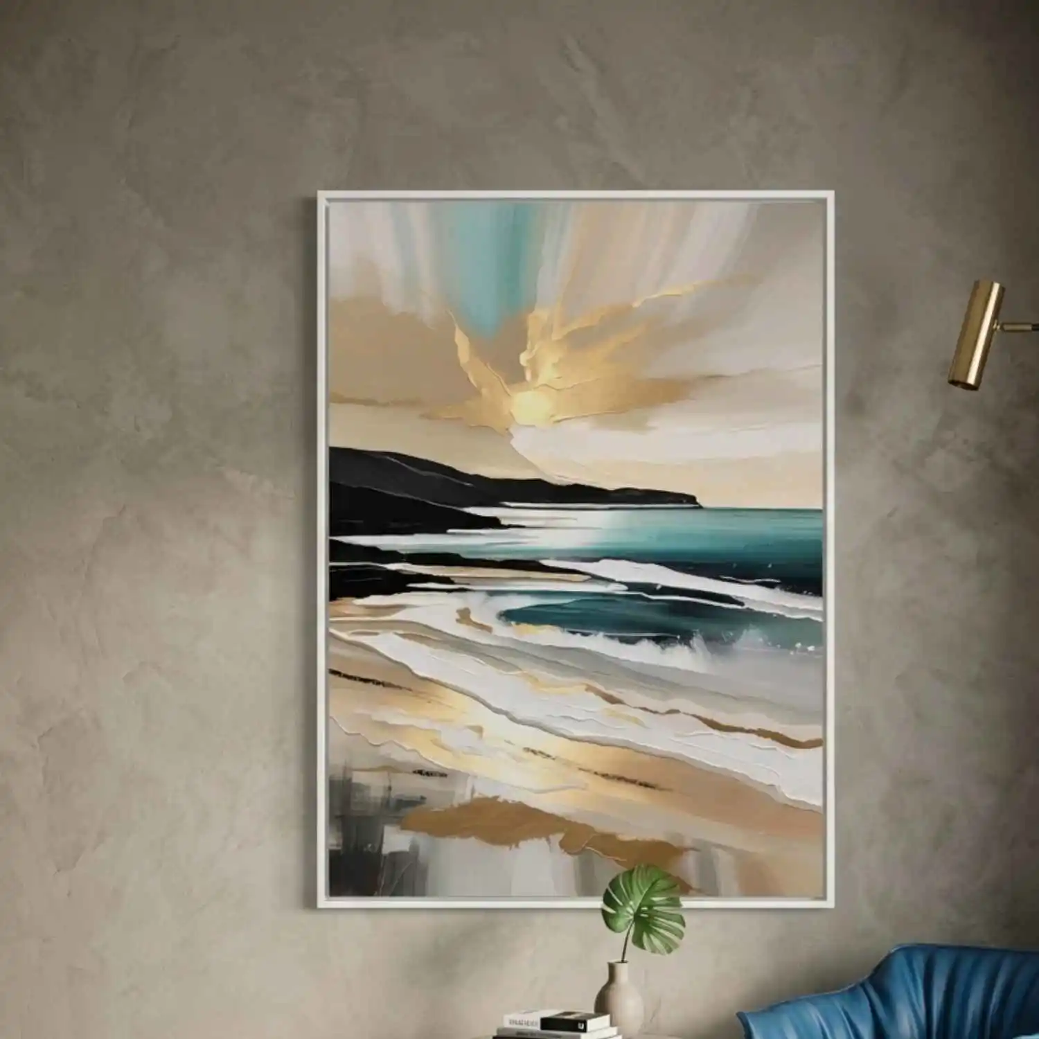 Détail d'un tableau abstrait sillage organique minimaliste aux ondulations encadré de blanc dans un salon moderne.
